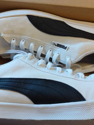 Puma Urban Plus CV men's fabric shoes size 45 like new, white and black