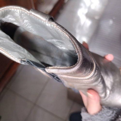 Silver boots like new, size about 37