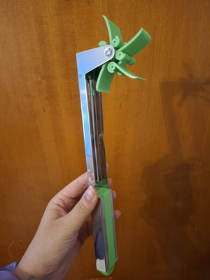Stainless Steel Windmill Watermelon Slicer Cutter, green