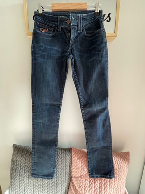 Τζιν Levi’s γυναικείο μεταχειρισμένο, στενή γραμμή, Νο34