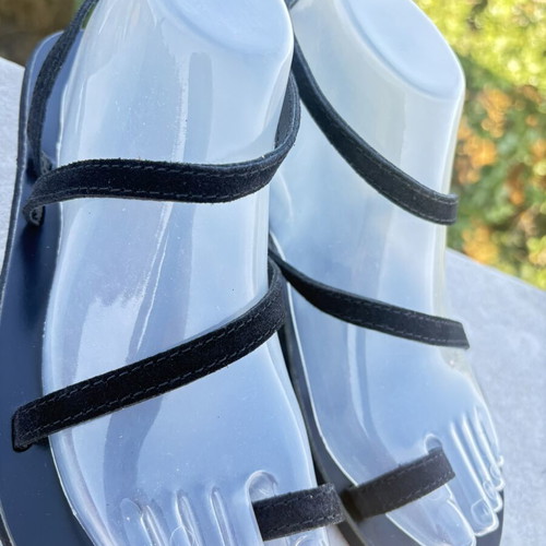 Leather sandals black size 39 new with suede straps