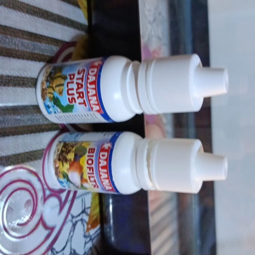 Aquarium 15 liters used with filter, food, and health bottles