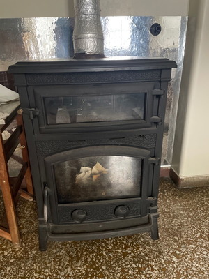 Cast iron energy wood stove Syrios Kissamos KS-7002 like new