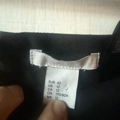 Suede skirt with front buttons new, size 42, black H&M