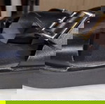  Ragazza δερμάτινα flatform 40