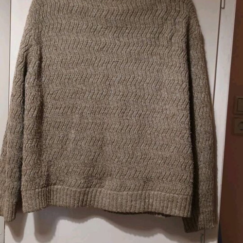 Men's jacket 19 euros.