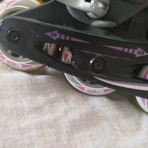 Roller skates like new, adjustable size 28-30