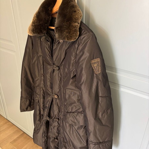 Geospirit down jacket with fur collar, like new, brown, size M