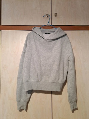 Calliope cropped sweatshirt like new, gray, size S