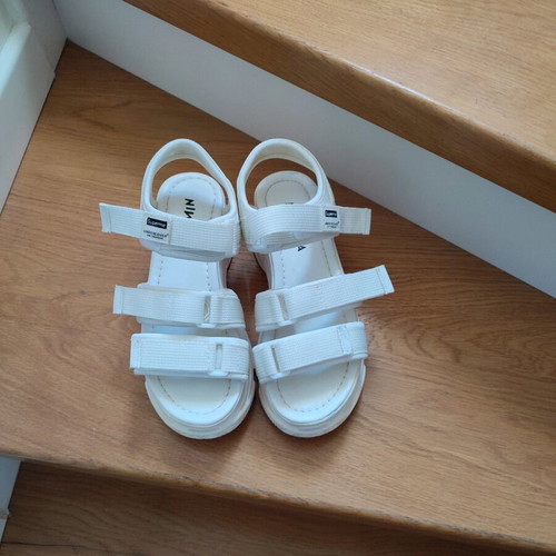 Chunky sandals size 36 like new, white with velcro