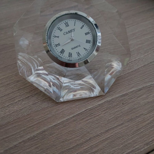 Table clock Camfy quartz used with some back wear