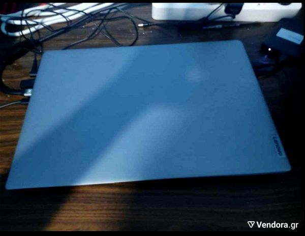 laptop Lenovo IdeaPad 3 17.3 / i5-11 / 256 gb SSD / 8 ram ddr4