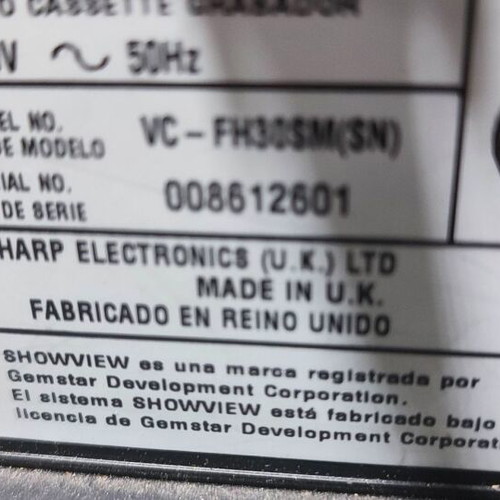 Sharp VC-FH30 VHS video player like new