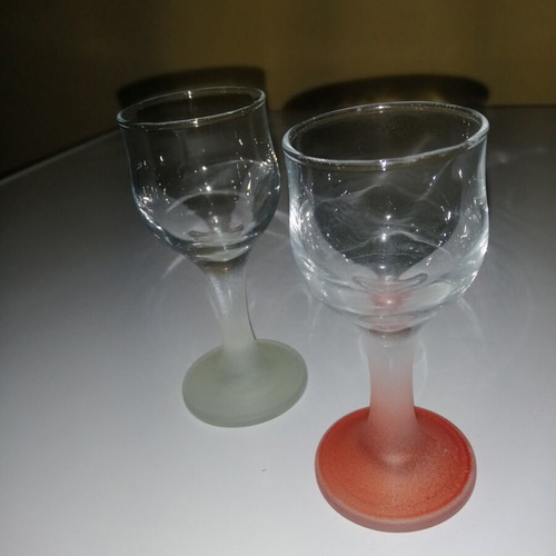 Liqueur glasses like new, set of 2 with red and yellow base