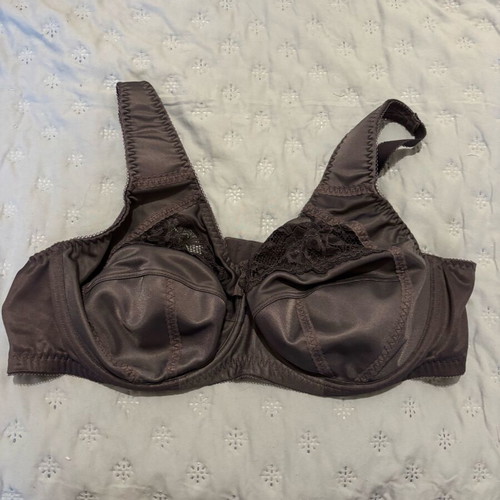Bra 105 C with padding, like new, gray purple color