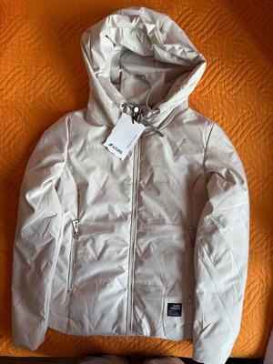 Ature Sport Style Jacket new, size S, white