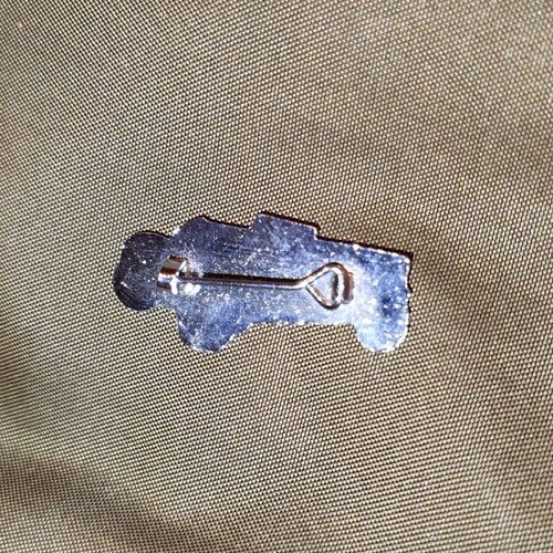Vintage Bentley 1929 pin used, green retro car