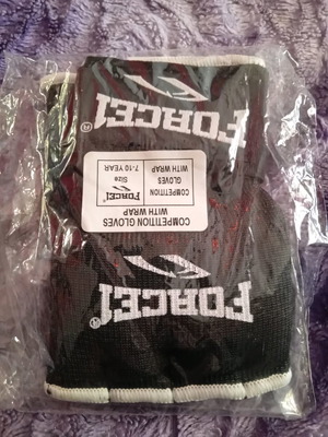 Force1 wrist wraps kids new
