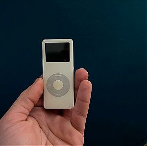 Apple iPod Nano 1st Generation 4GB White Grey