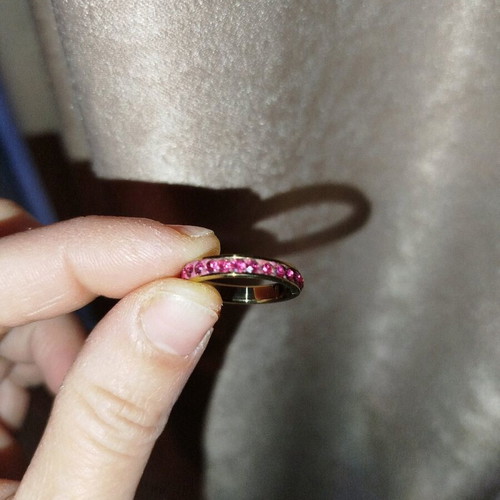 Women's ring like new, pink
