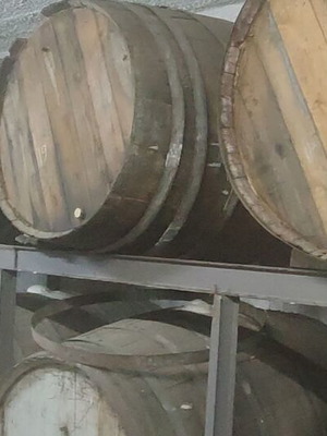 Οινοβαρέλα μεταχειρισμένα, 800-1000 κιλών