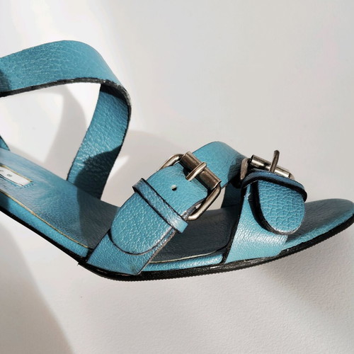 Δερμάτινα πέδιλα Brian Atwood μοντέλο Glenda σαν καινούργιο, μπλε