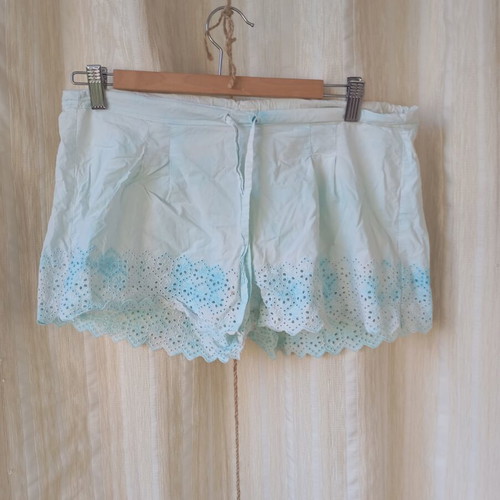 Oysho Tie Die Shorts like new, medium size, white and green
