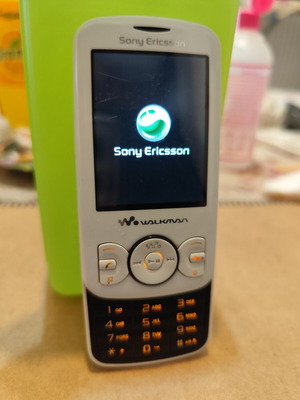 Sony Ericsson Spiro W100i used, white