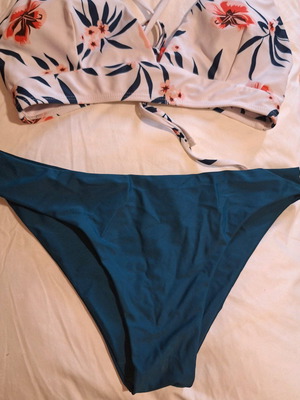 Women's bikini swimsuit used, petrol with floral bust, size large