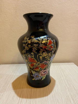 Vintage handmade black vase 24cm with 24K gold and butterflies