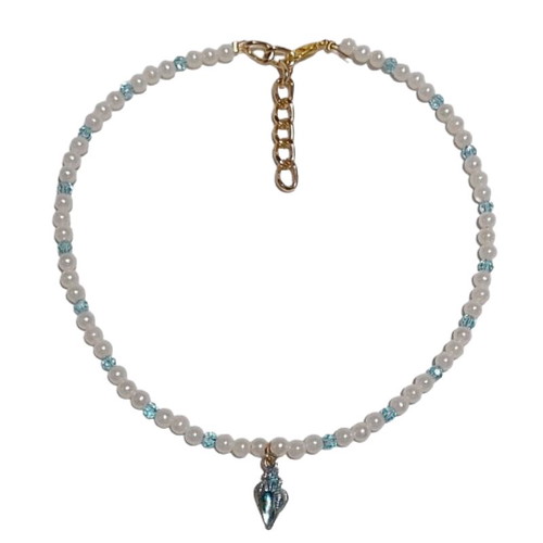 Necklace with pearls and turquoise crystals with metal shell new