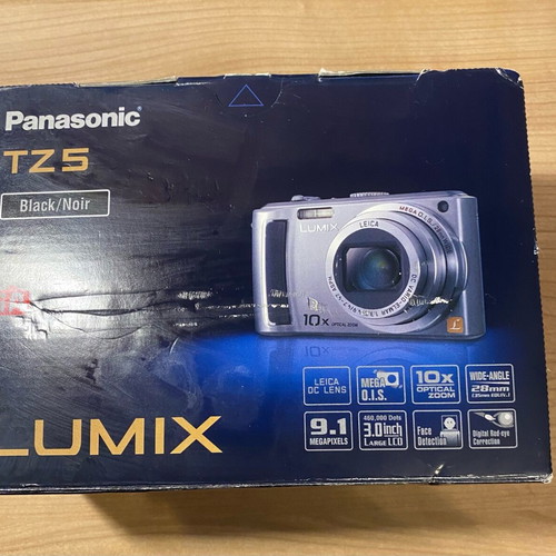 Συλλεκτικό κουτί για LUMIX Panasonic TZ5 LEICA καινούργιο με χαρτιά και καλώδια