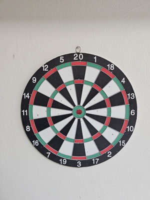 Dart board like new