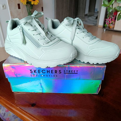 Skechers sports shoes like new, size 39, green