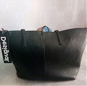 Τσάντα διπλής όψης (μαύρο - μπορντω) Desigual