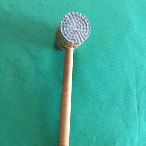 Kitchen meat tenderizer used with minimal wear