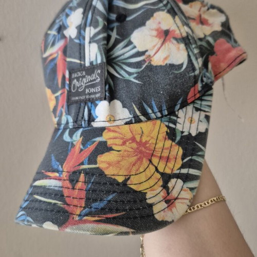 Καπέλο Jack & Jones Originals με τροπικό floral μοτίβο σαν καινούργιο, one size