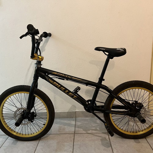 BMX Bullet bike with front and rear disc brakes