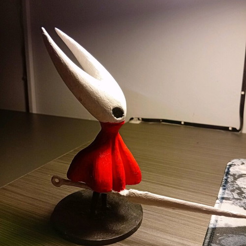 Hornet figure from Silksong new