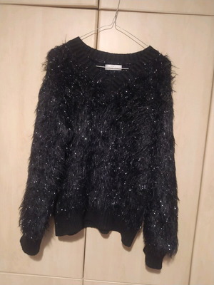 Pullover fur and glitter like new, size L/XL, black