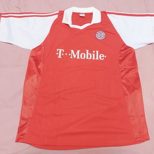 Bayern jersey size XL, like new, official replica