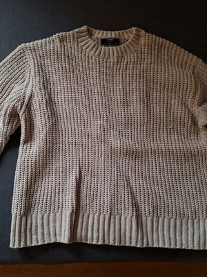 Bershka chenille sweater like new, brown, size L