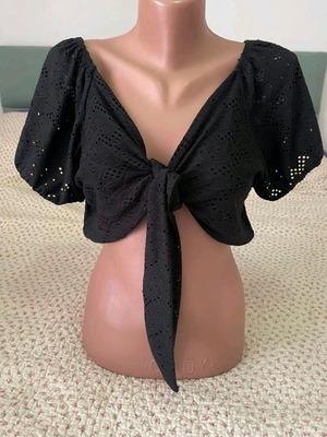 Black Celestino crop top with tie size XL like new