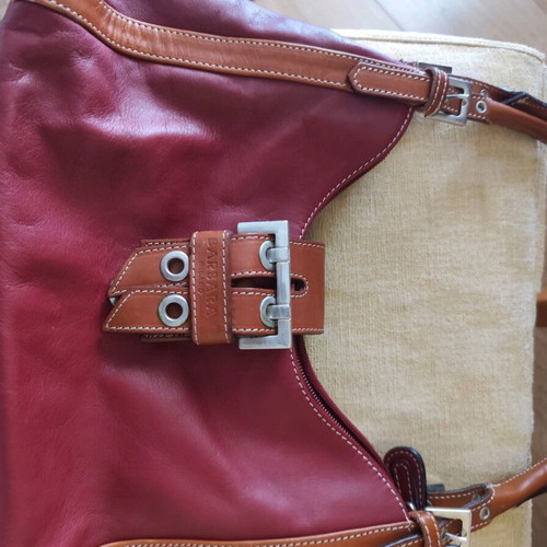 Barbara Milano leather women's handbag like new, burgundy red