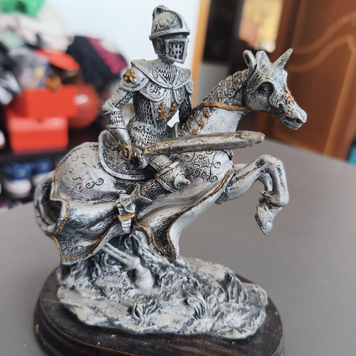 Equestrian Knight Figurine used with full armor and sword