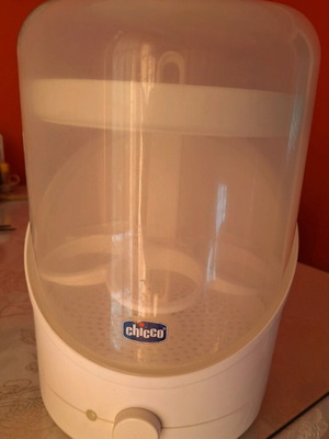Chicco sterilizer kettle used for bottles and pacifiers