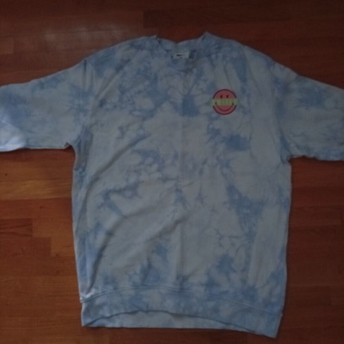 Smiley sweatshirt like new, size M/L, multicolor turquoise