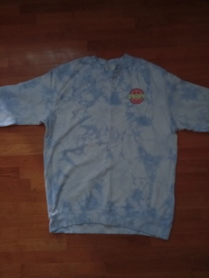 Smiley sweatshirt like new, size M/L, multicolor turquoise