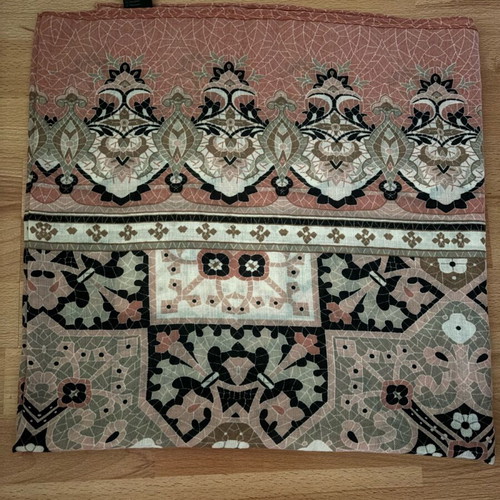 Women's scarf new with dimensions 180x90 cm