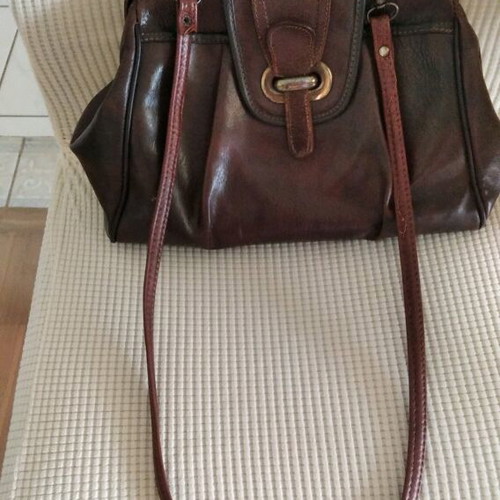 Vintage women's leather bag used, brown color